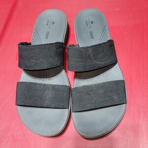 CLARKS Women's Cloud Steppers  Sandals Size 9